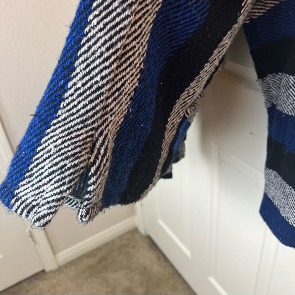Striped Hooded Rug Poncho - Picture 13 of 17